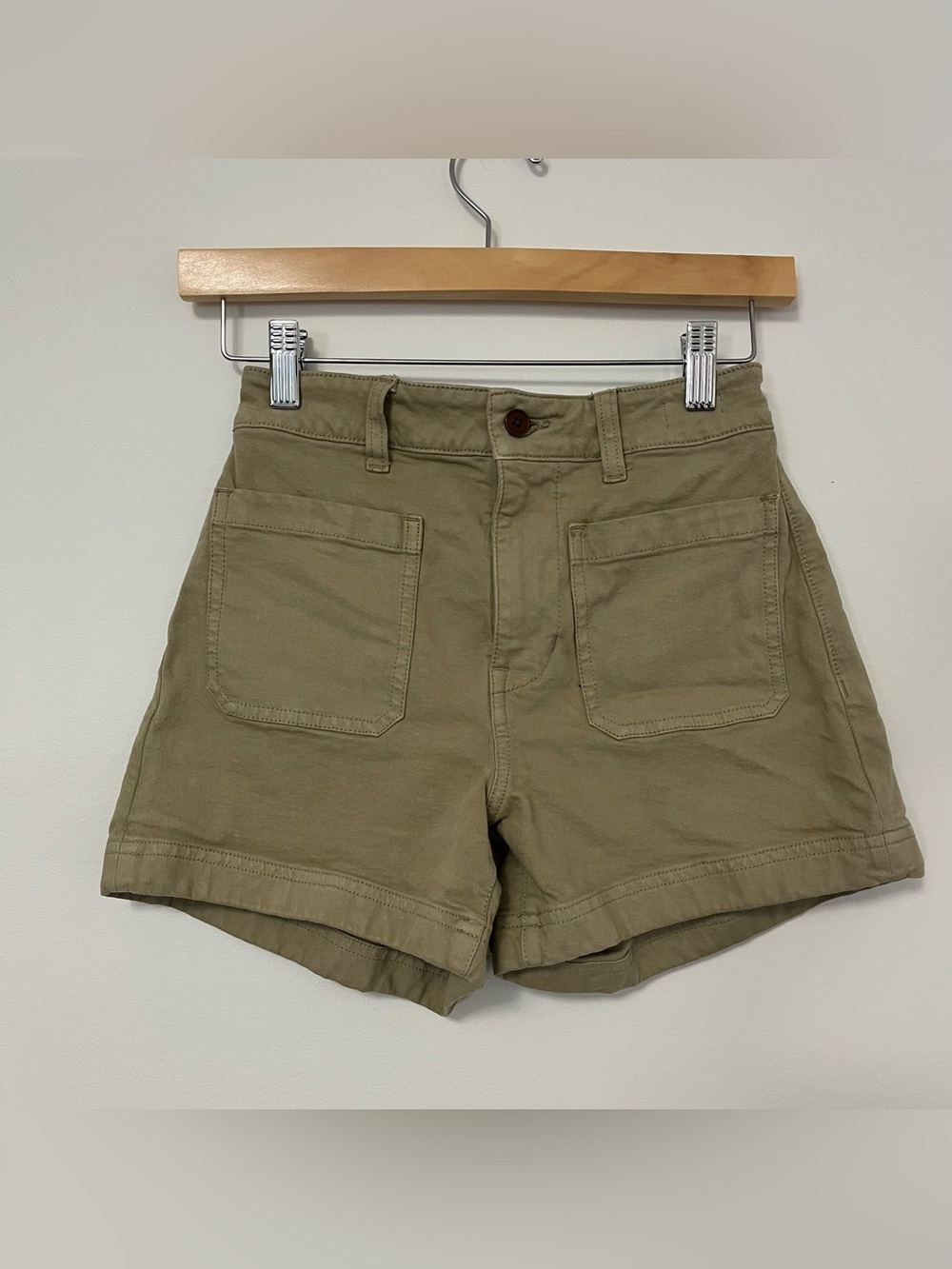 Madewell Emmett Shorts in Khaki Green Size 23